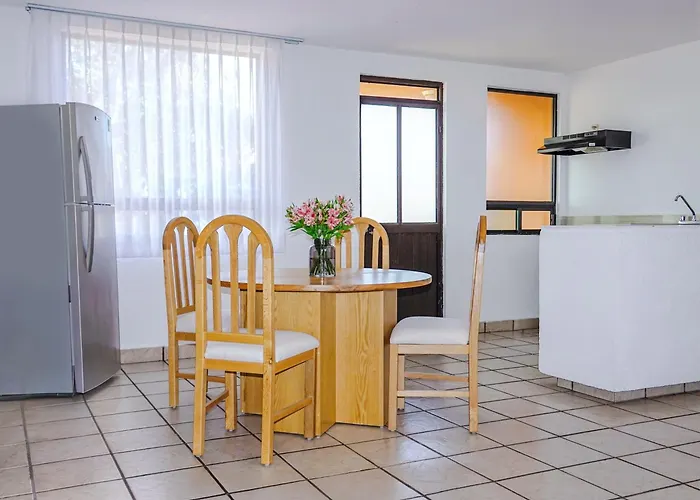 Sunrock Hotel & Suites